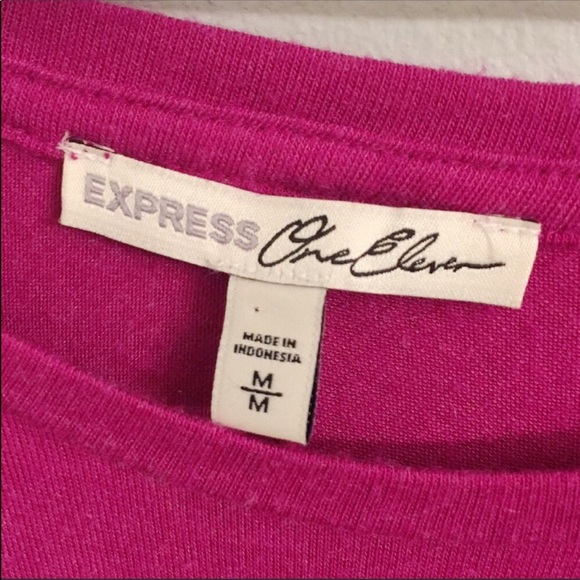 ❄️Express One Eleven Open Back Magenta Sweater - Picture 2 of 4